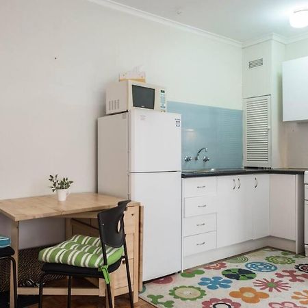 Elwood Beach Apartment Melbourne Exteriör bild